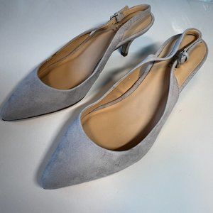 NEW w/Box  Barney's New York Gray Suede Kitten Heel Pumps SIZE 9